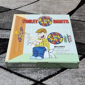 PLAY WHILE YOU SIT TOILET DARTS FAMILY FUN OFFICE GAG GIFT NOVELTY HILAR…